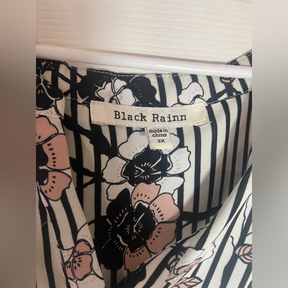 Black Rainn Plus Size y2k 3/4th button back long sleeve tunic top size 3x - Picture 3 of 9